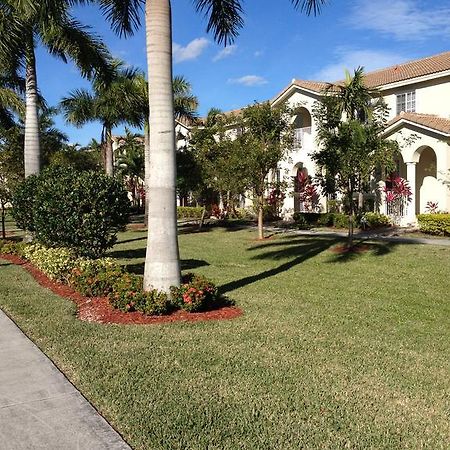 Speedway Blvd Townhouse Villa Хоумстед Екстериор снимка